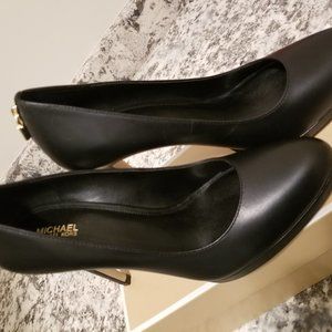 Michael Kors Pumps
